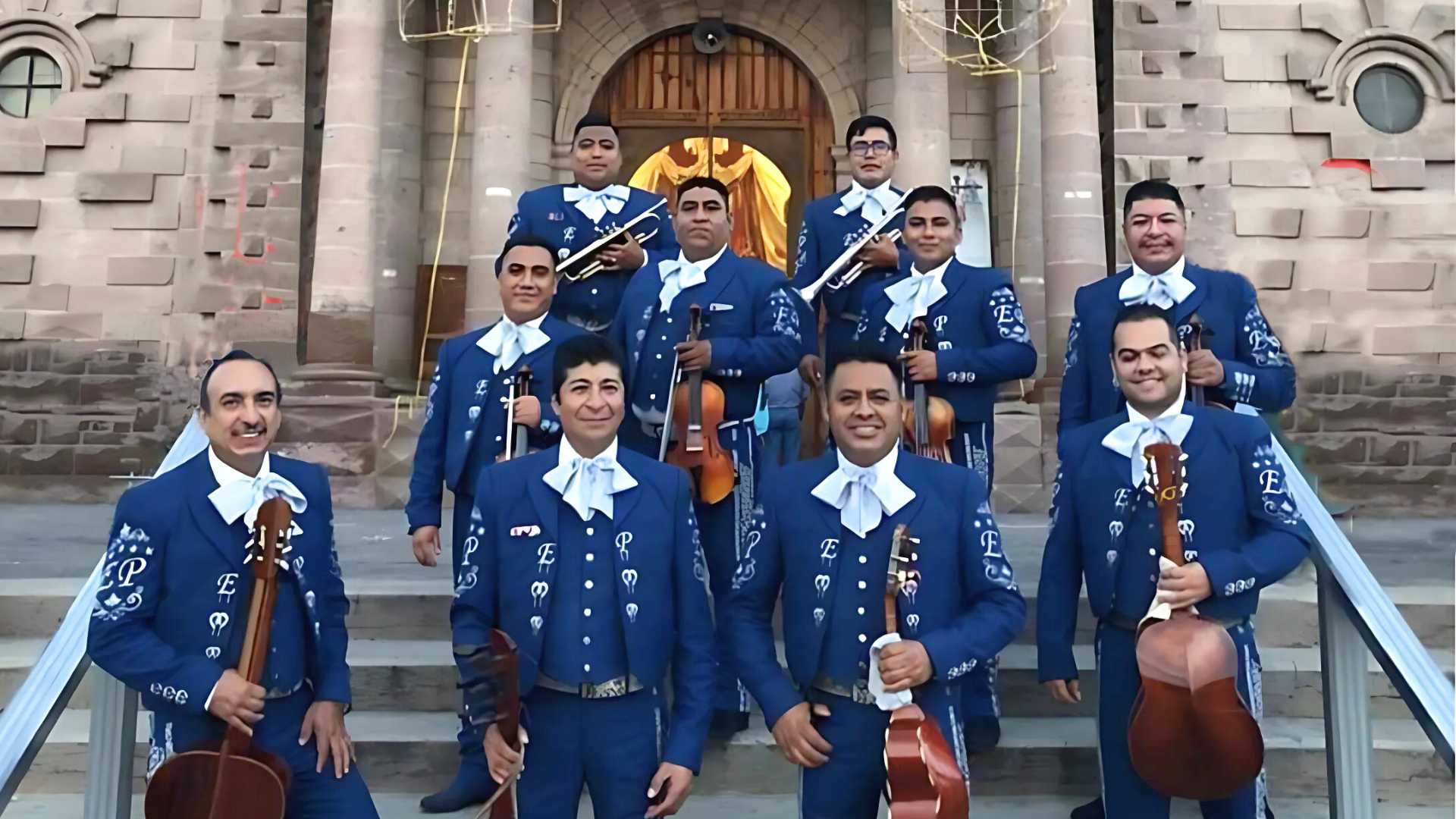 Mariachi de Garibaldi en la CDMX Azares de México Mariachi Azares de México de Garibaldi